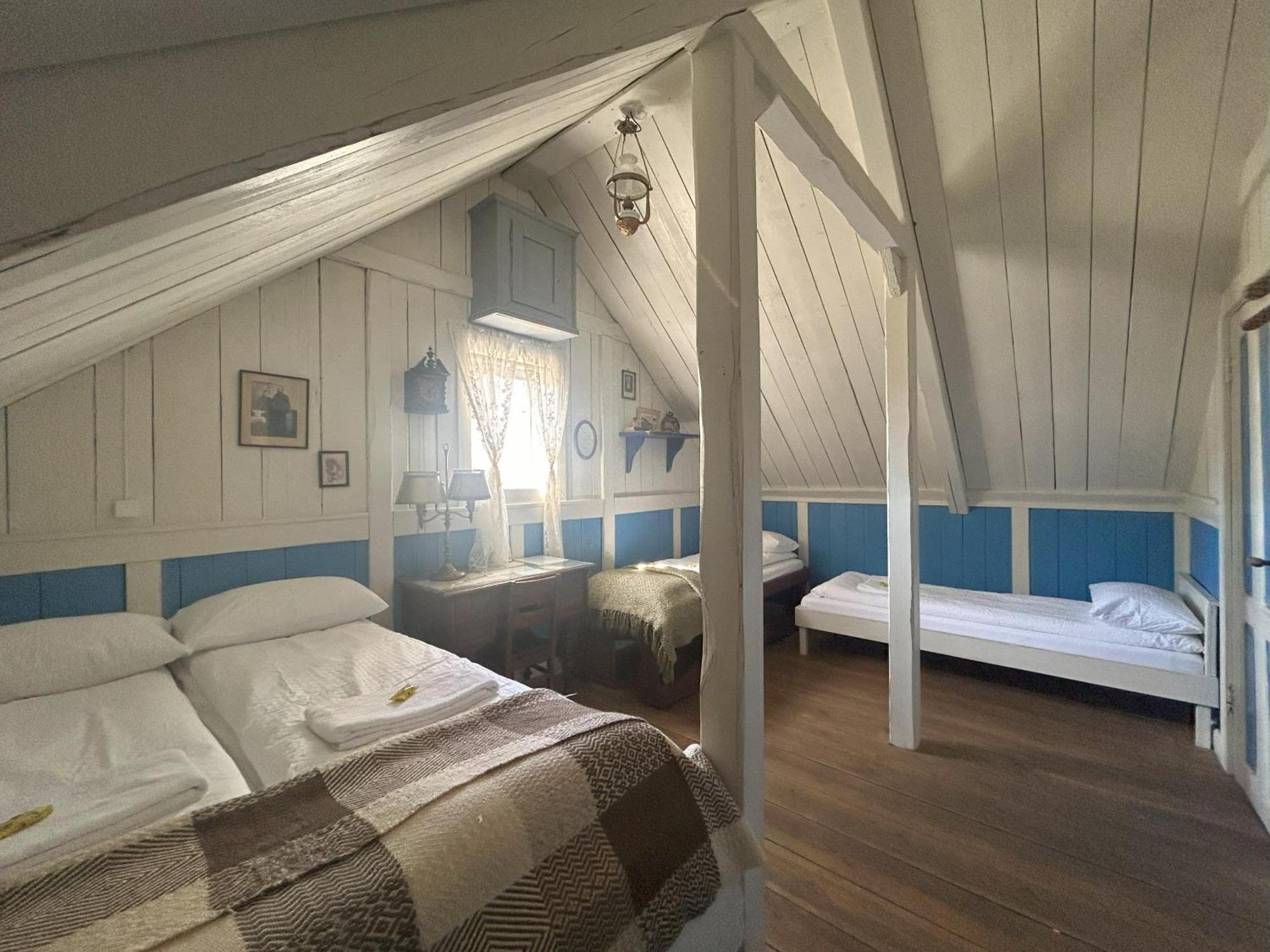 ホテル Wilderness Center / Obyggthasetur Islands エクステリア 写真